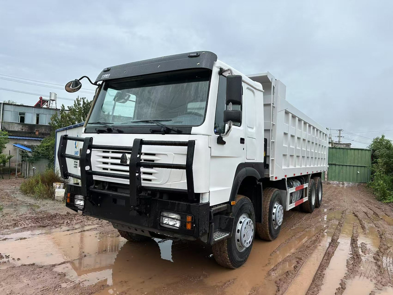 Sinotruk HOWO 371hp - Tippbil: bilde 1 Sinotruk HOWO 371hp - Tippbil: bilde 1