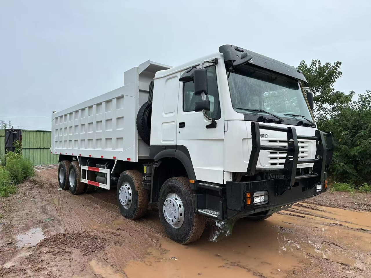 Sinotruk HOWO 371hp - Tippbil: bilde 2 Sinotruk HOWO 371hp - Tippbil: bilde 2