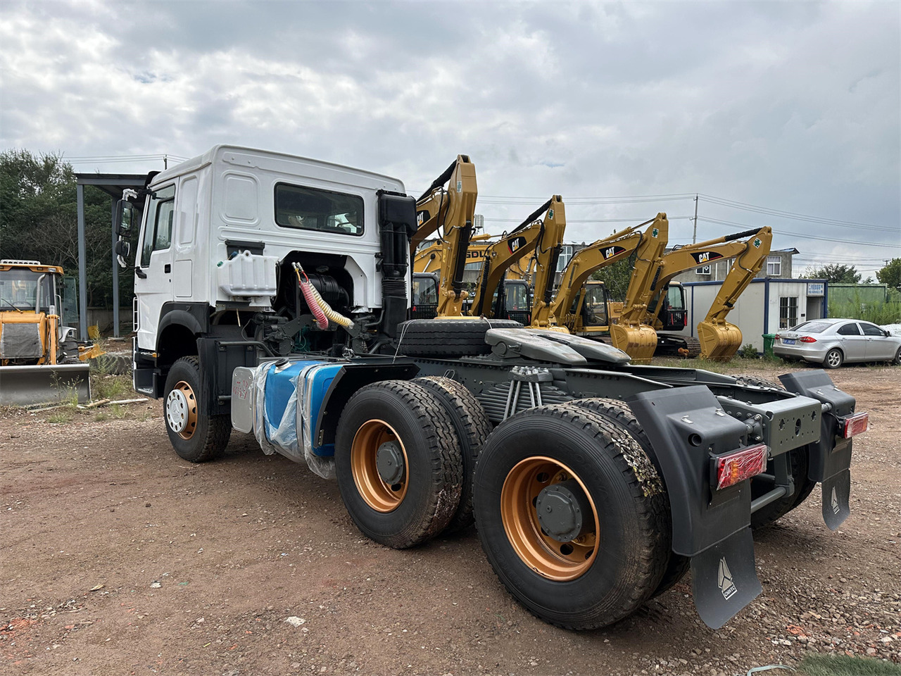 SINOTRUK Howo tractor unit 420hp - Trekkvogn: bilde 5 SINOTRUK Howo tractor unit 420hp - Trekkvogn: bilde 5