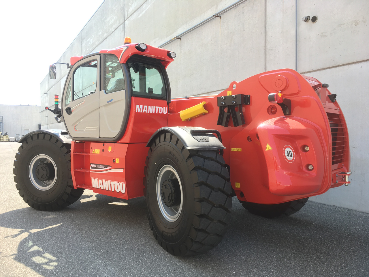 MANITOU MHT 10230 ST4 - 2018 - Teleskoplastere: bilde 2 MANITOU MHT 10230 ST4 - 2018 - Teleskoplastere: bilde 2