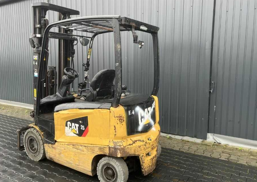 CAT Lift Trucks EP25CN - El-truck: bilde 3 CAT Lift Trucks EP25CN - El-truck: bilde 3