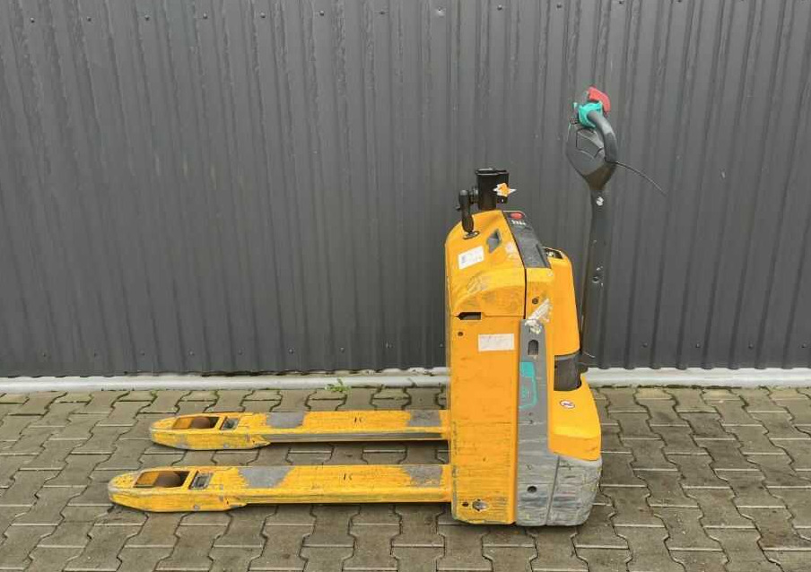 Jungheinrich EJE114 - Lavtløftende truck: bilde 2 Jungheinrich EJE114 - Lavtløftende truck: bilde 2