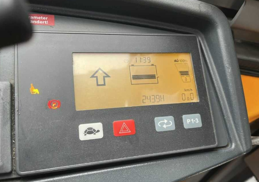 Jungheinrich EZS570 - Elektrisk trekkvogn: bilde 5 Jungheinrich EZS570 - Elektrisk trekkvogn: bilde 5