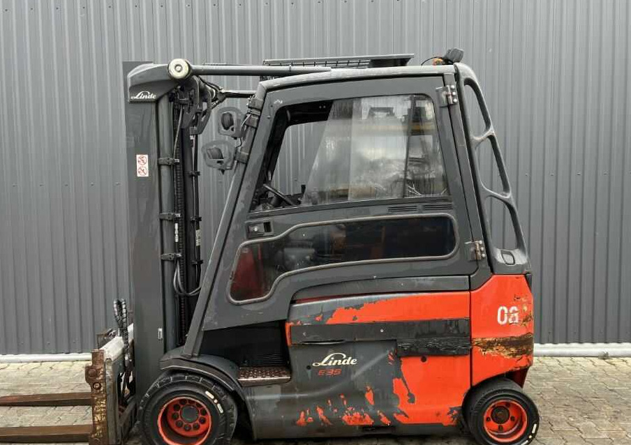 Linde E35HL-02 - El-truck: bilde 2 Linde E35HL-02 - El-truck: bilde 2