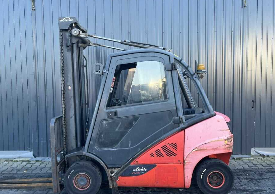 Linde H25D-01 - Dieseltruck: bilde 2 Linde H25D-01 - Dieseltruck: bilde 2
