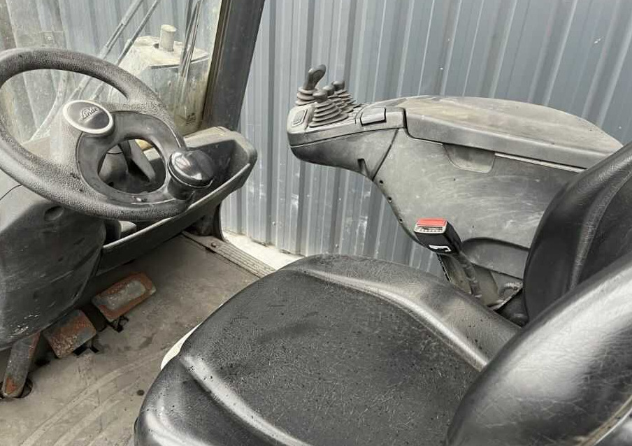 Linde H25D-02 - Dieseltruck: bilde 4 Linde H25D-02 - Dieseltruck: bilde 4