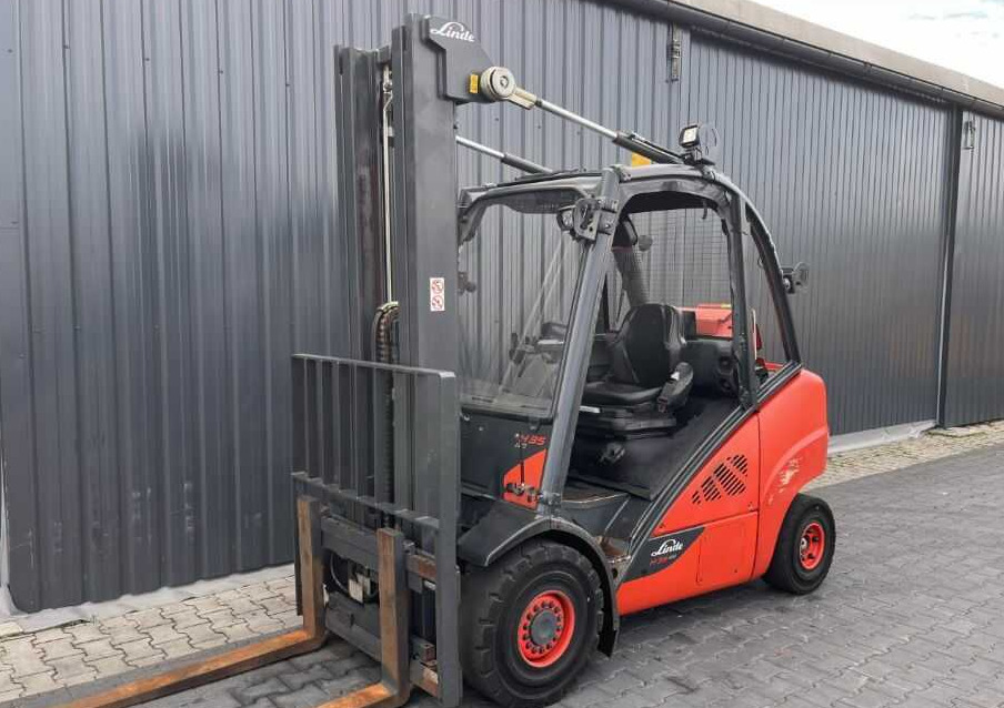 Linde H35T-02 - Gasstruck: bilde 1 Linde H35T-02 - Gasstruck: bilde 1