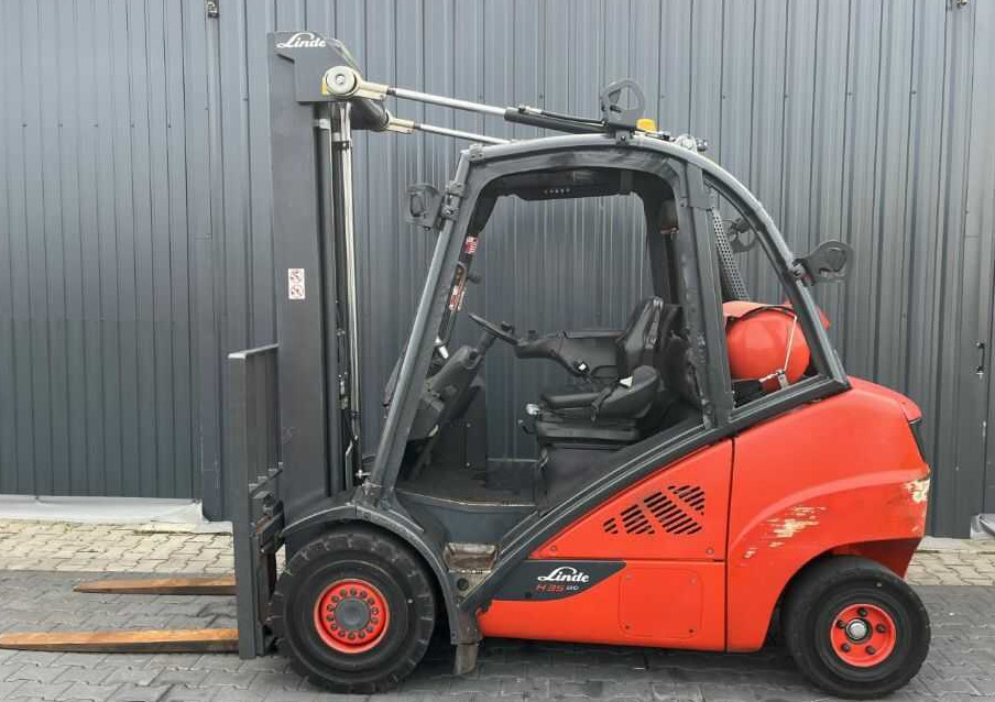 Linde H35T-02 - Gasstruck: bilde 2 Linde H35T-02 - Gasstruck: bilde 2
