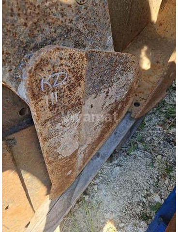 Attache à Axe Attache à Axe de 35 - Skuffe: bilde 1 Attache à Axe Attache à Axe de 35 - Skuffe: bilde 1