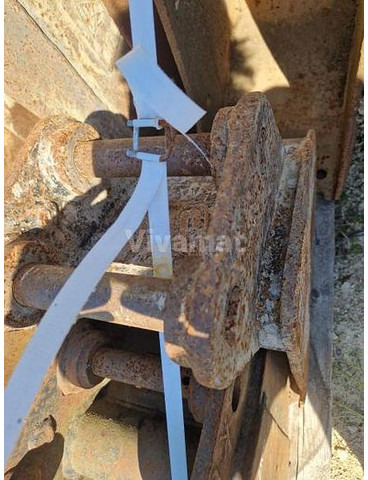 Attache à Axe Attache à Axe de 35 - Skuffe: bilde 2 Attache à Axe Attache à Axe de 35 - Skuffe: bilde 2