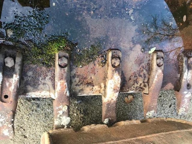 Attache à Axe Attache à Axe de 70 - Skuffe: bilde 3 Attache à Axe Attache à Axe de 70 - Skuffe: bilde 3