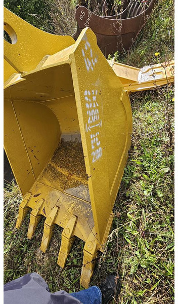 Komatsu PC200 - Skuffe: bilde 3 Komatsu PC200 - Skuffe: bilde 3