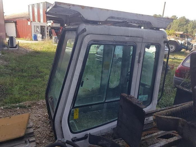 Liebherr A904 R904 A914 R914 A924 R924 A934 R934 A944 R944 A954 R954 - - Førerhus for Bygg og anlegg: bilde 2 Liebherr A904 R904 A914 R914 A924 R924 A934 R934 A944 R944 A954 R954 - - Førerhus for Bygg og anlegg: bilde 2