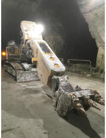 Liebherr R 944 C - Beltegraver: bilde 2 Liebherr R 944 C - Beltegraver: bilde 2