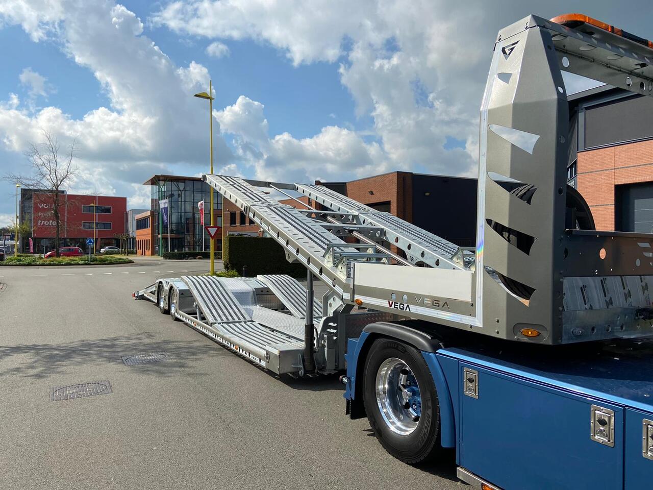 Vegafix (2 Axle Truck Carrier) - Transporter semitrailer: bilde 5 Vegafix (2 Axle Truck Carrier) - Transporter semitrailer: bilde 5