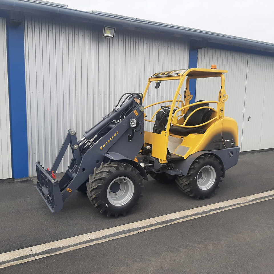 Eurotrac W12 Radlader Hoflader - Minilaster: bilde 1 Eurotrac W12 Radlader Hoflader - Minilaster: bilde 1
