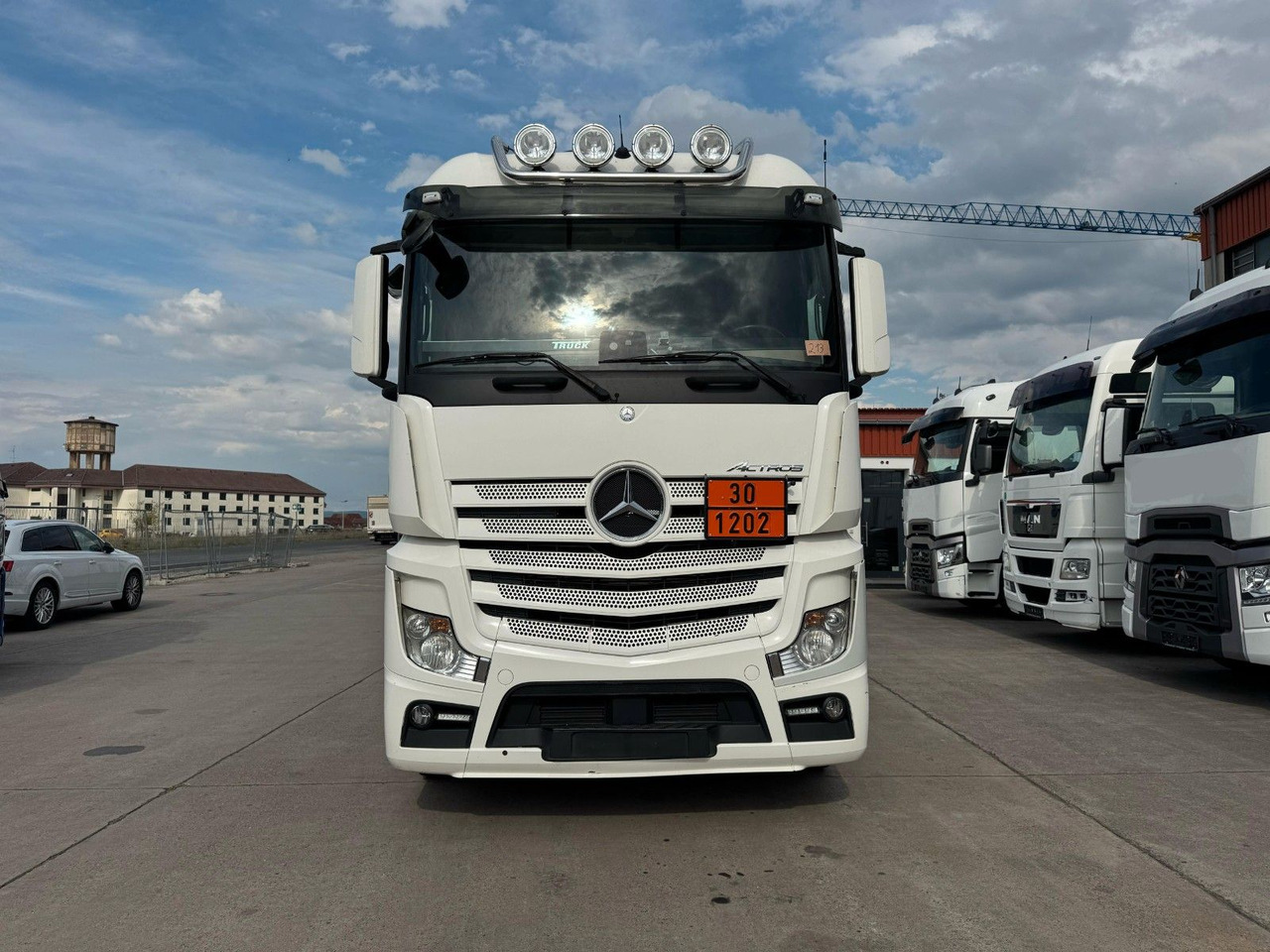 Mercedes-Benz ACTROS 1846 * RETARDER + 2X TANK * ALCOA * KIPPH - Trekkvogn: bilde 2 Mercedes-Benz ACTROS 1846 * RETARDER + 2X TANK * ALCOA * KIPPH - Trekkvogn: bilde 2