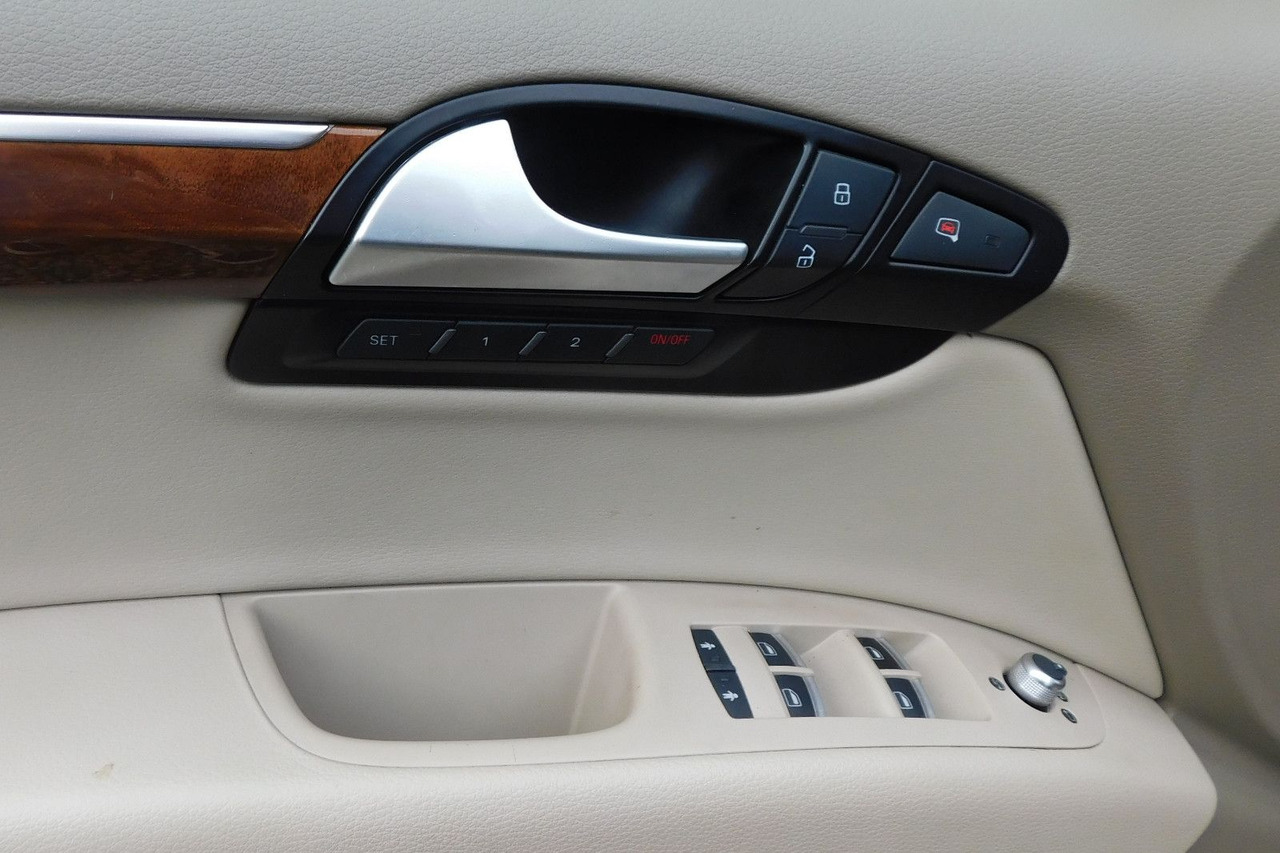 Audi Q7 3.0TFSI 7-Sitzer perfect for UA Export - SUV: bilde 3 Audi Q7 3.0TFSI 7-Sitzer perfect for UA Export - SUV: bilde 3