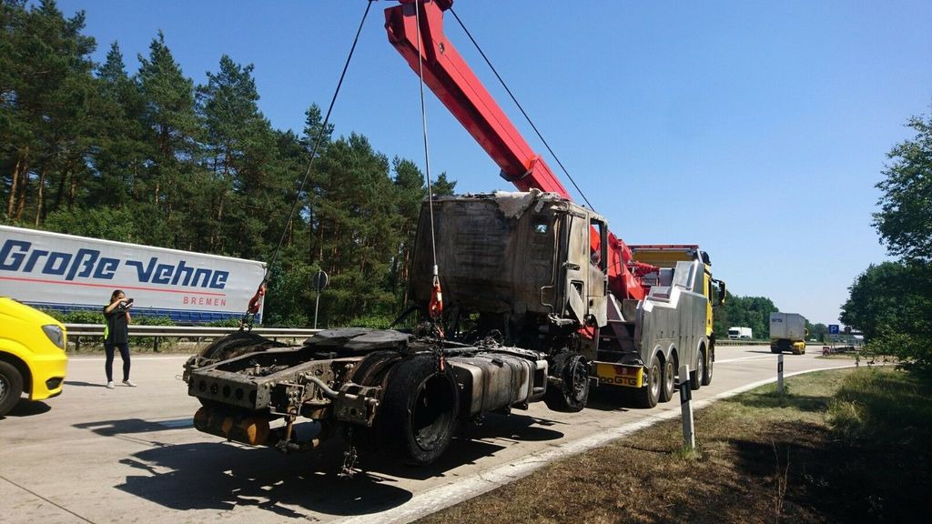 Mercedes-Benz Arocs 8x8 4153 G&G Wrecker Mercedes-Benz Arocs 8x8 4153 G&G Wrecker - Bergingsbil: bilde 4 Mercedes-Benz Arocs 8x8 4153 G&G Wrecker Mercedes-Benz Arocs 8x8 4153 G&G Wrecker - Bergingsbil: bilde 4