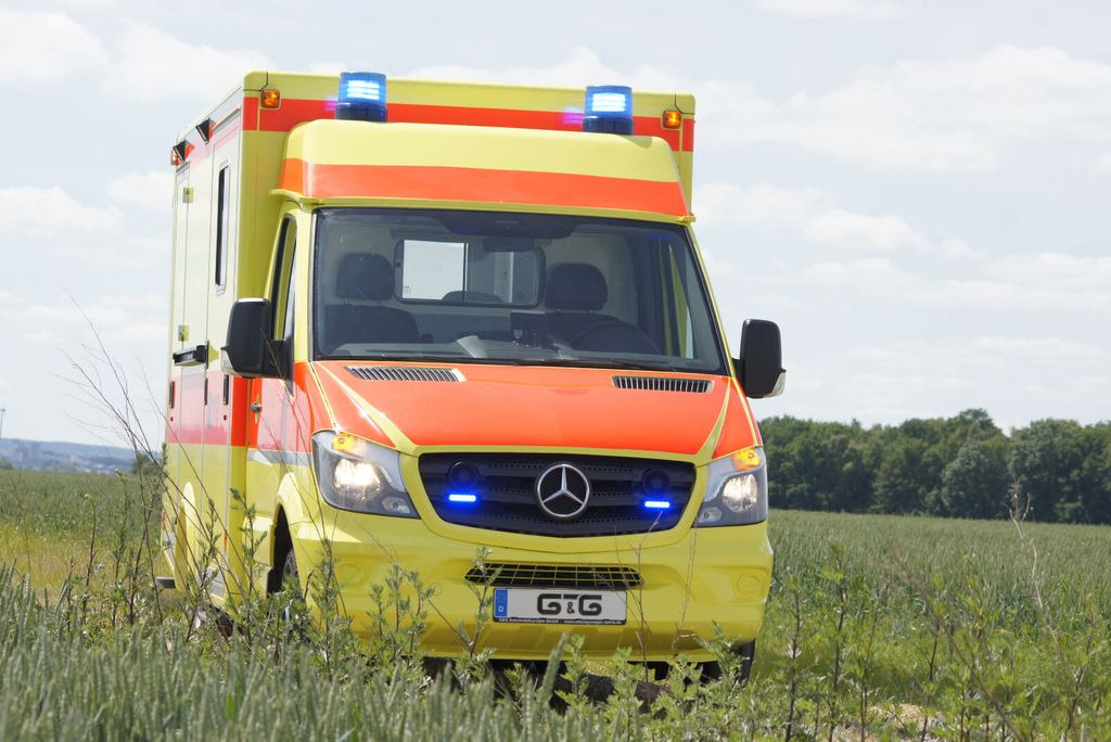 Mercedes-Benz Sprinter 519 // Mod. 2017 // 1 J Garantie // Mercedes-Benz Sprinter 519 // Mod. 2017 // 1 J Garantie // - Ambulanse: bilde 2 Mercedes-Benz Sprinter 519 // Mod. 2017 // 1 J Garantie // Mercedes-Benz Sprinter 519 // Mod. 2017 // 1 J Garantie // - Ambulanse: bilde 2