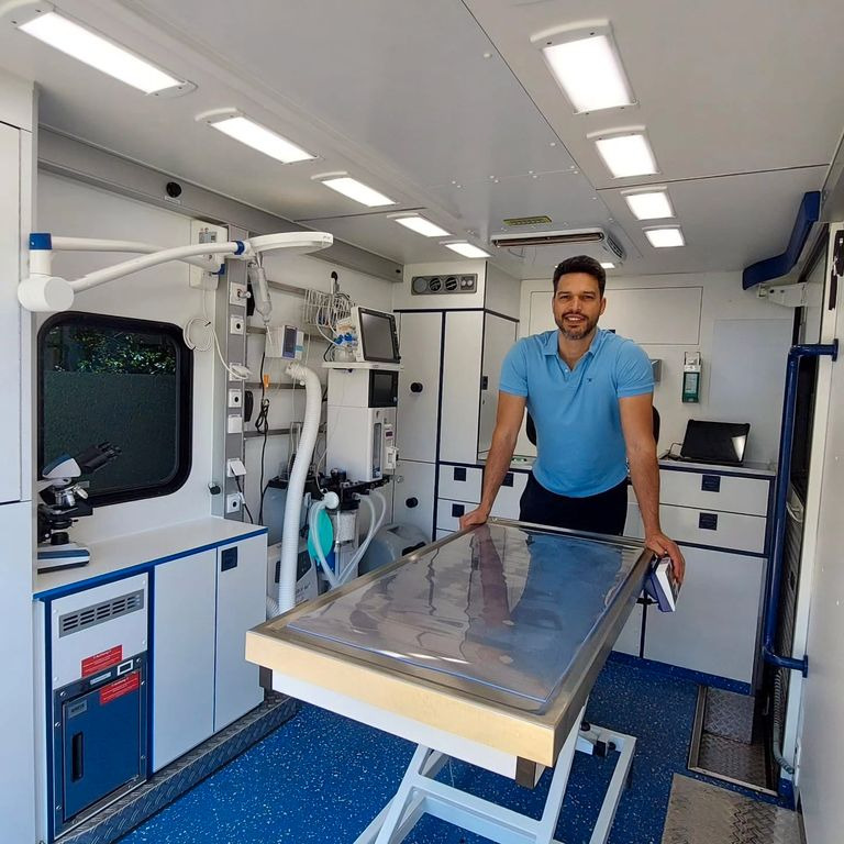 Mercedes-Benz Sprinter 519 Tierarzt Garantie Mercedes-Benz Sprinter 519 Tierarzt Garantie - Ambulanse: bilde 5 Mercedes-Benz Sprinter 519 Tierarzt Garantie Mercedes-Benz Sprinter 519 Tierarzt Garantie - Ambulanse: bilde 5