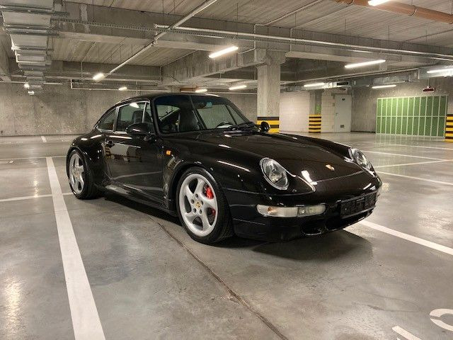 Porsche 993 4S - Coupé: bilde 2 Porsche 993 4S - Coupé: bilde 2