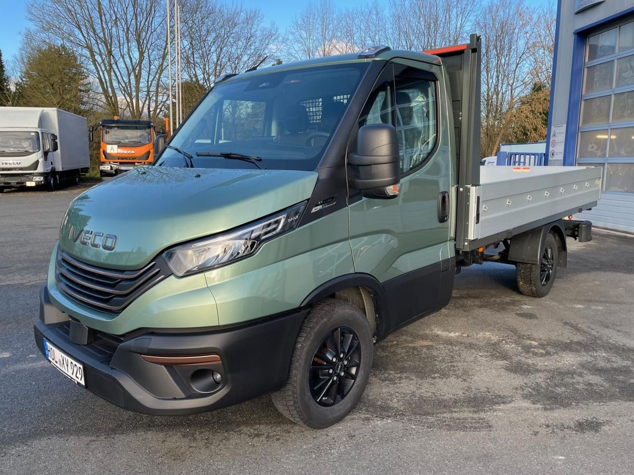 Iveco Daily 35S14A8 Euro6 Klima AHK Navi ZV Iveco Daily 35S14A8 Euro6 Klima AHK Navi ZV - Varebil med plan: bilde 1 Iveco Daily 35S14A8 Euro6 Klima AHK Navi ZV Iveco Daily 35S14A8 Euro6 Klima AHK Navi ZV - Varebil med plan: bilde 1