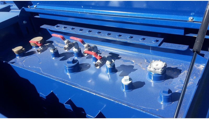 3000 liter high cube IBC tank - Tankbil: bilde 3 3000 liter high cube IBC tank - Tankbil: bilde 3