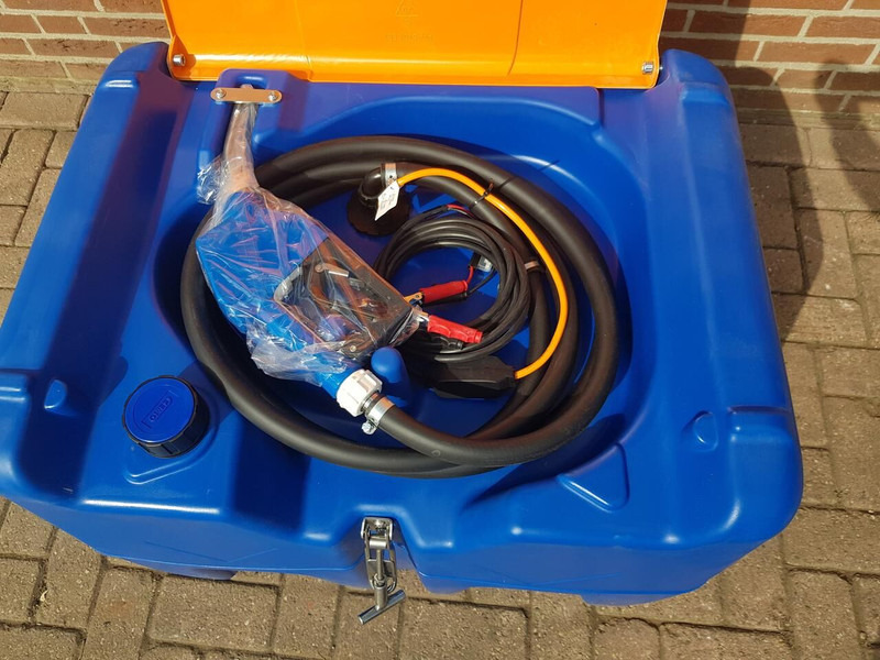 Cemo ad blue tank - Tankbil: bilde 4 Cemo ad blue tank - Tankbil: bilde 4
