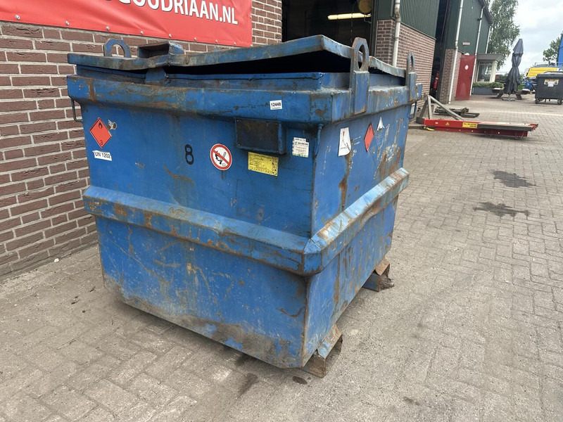 IBC tank - Tankbil: bilde 3 IBC tank - Tankbil: bilde 3