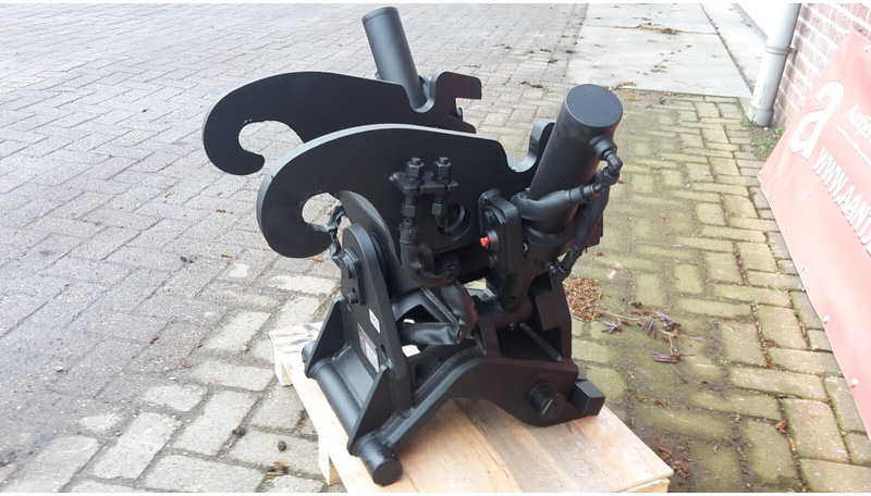 Pladdet kantelstuk cw10 - Tiltrotator for Bygg og anlegg: bilde 3 Pladdet kantelstuk cw10 - Tiltrotator for Bygg og anlegg: bilde 3