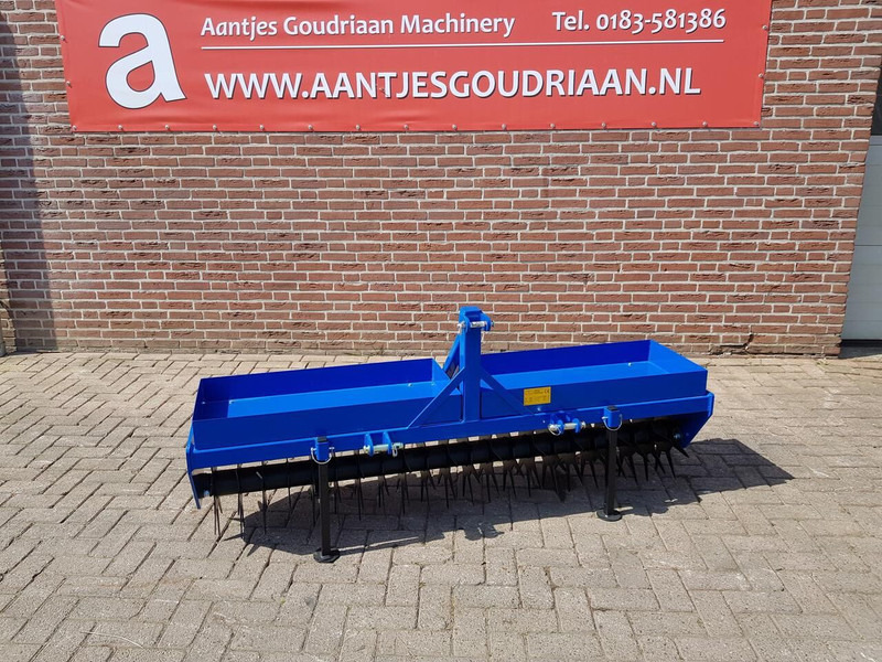 Gazonbeluchter GLB 181 referentie - Tohjulstraktor: bilde 1 Gazonbeluchter GLB 181 referentie - Tohjulstraktor: bilde 1