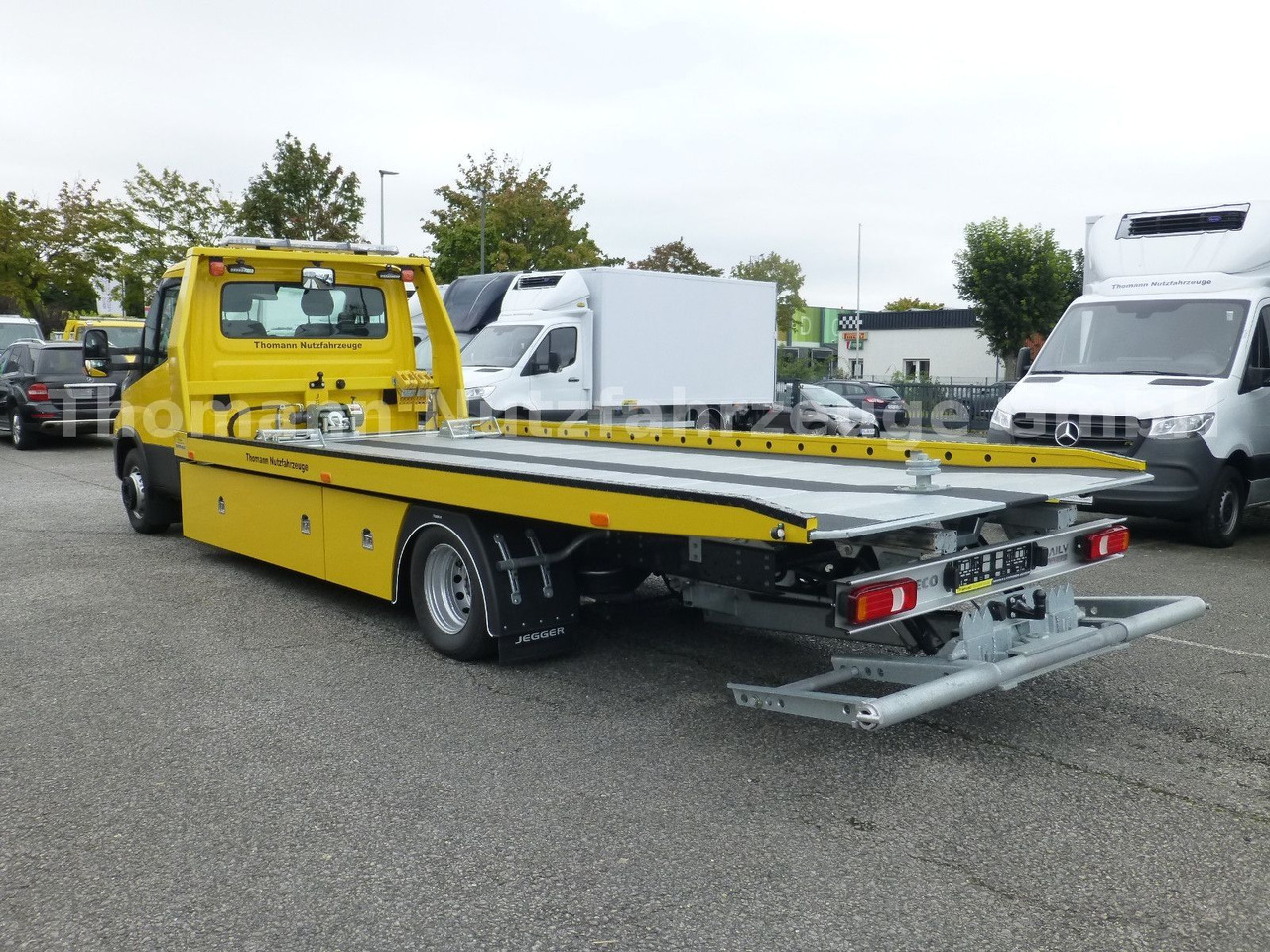 Iveco DAILY 72C18 Schiebeplateu Luftfed Navi Hubbrille - Bergingsbil: bilde 5 Iveco DAILY 72C18 Schiebeplateu Luftfed Navi Hubbrille - Bergingsbil: bilde 5