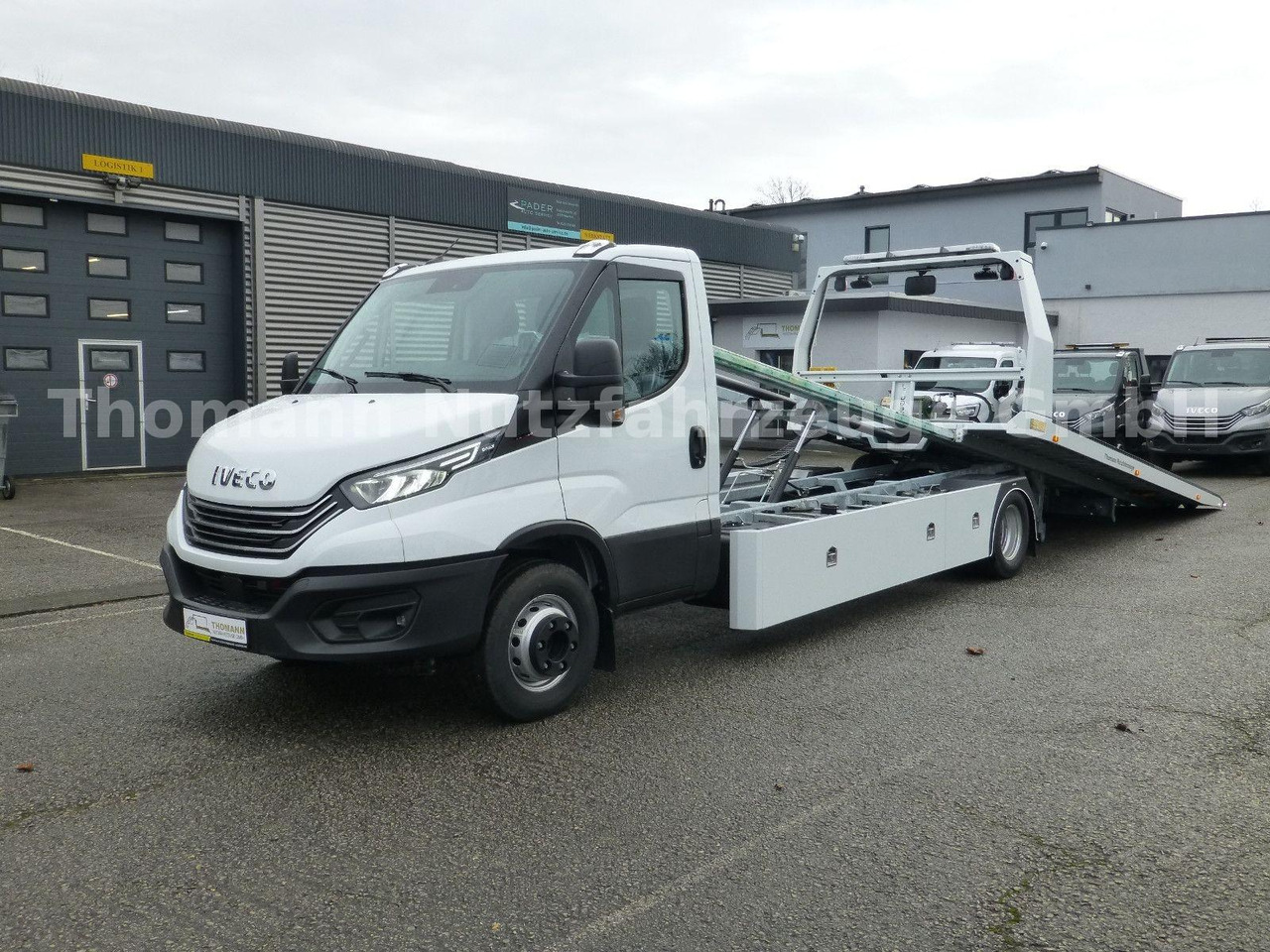 Iveco DAILY 72C18 Schiebeplateu Luftfed Navi Iveco DAILY 72C18 Schiebeplateu Luftfed Navi - Bergingsbil, Varebil: bilde 1 Iveco DAILY 72C18 Schiebeplateu Luftfed Navi Iveco DAILY 72C18 Schiebeplateu Luftfed Navi - Bergingsbil, Varebil: bilde 1