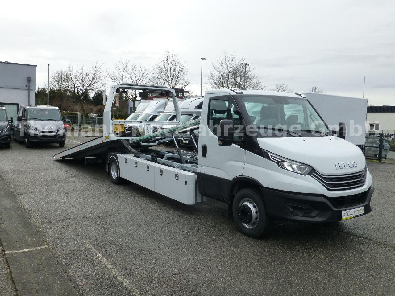 Iveco DAILY 72C18 Schiebeplateu Luftfed Navi Iveco DAILY 72C18 Schiebeplateu Luftfed Navi - Bergingsbil, Varebil: bilde 2 Iveco DAILY 72C18 Schiebeplateu Luftfed Navi Iveco DAILY 72C18 Schiebeplateu Luftfed Navi - Bergingsbil, Varebil: bilde 2