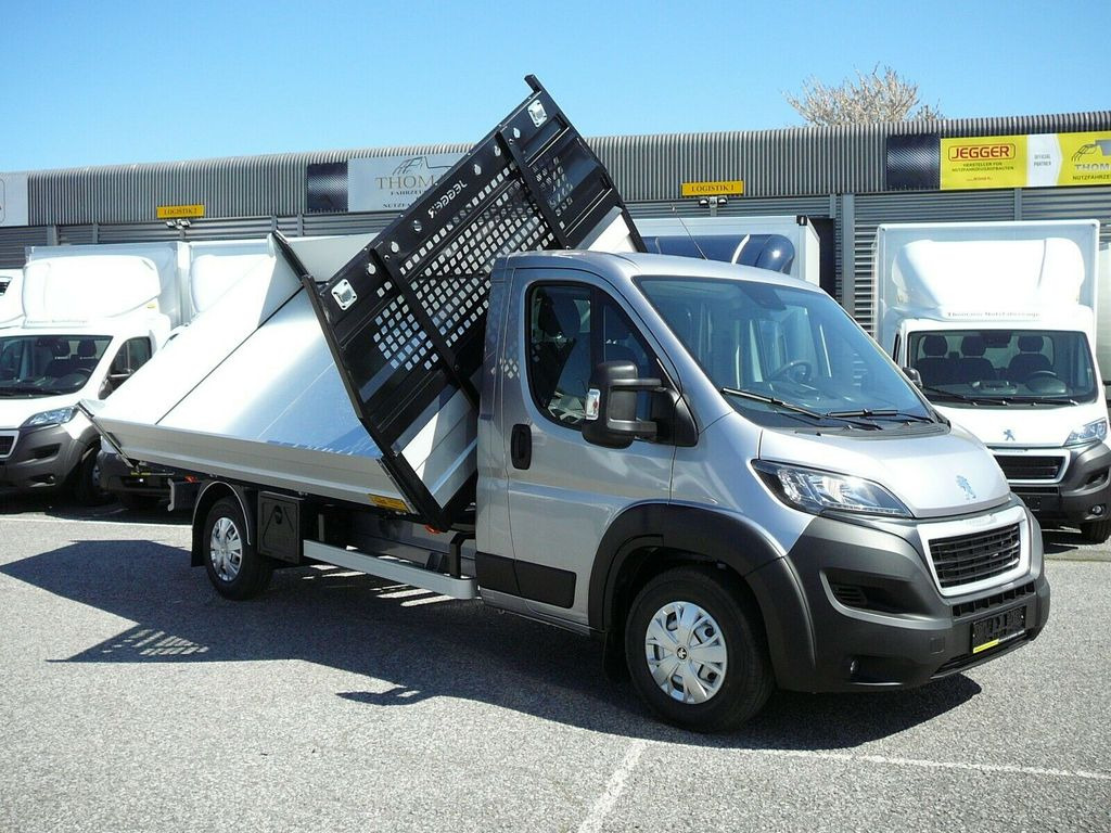 Peugeot Boxer Pritsche 3 Seiten Kipper Premiumaufbau - Varebil med tipp: bilde 4 Peugeot Boxer Pritsche 3 Seiten Kipper Premiumaufbau - Varebil med tipp: bilde 4