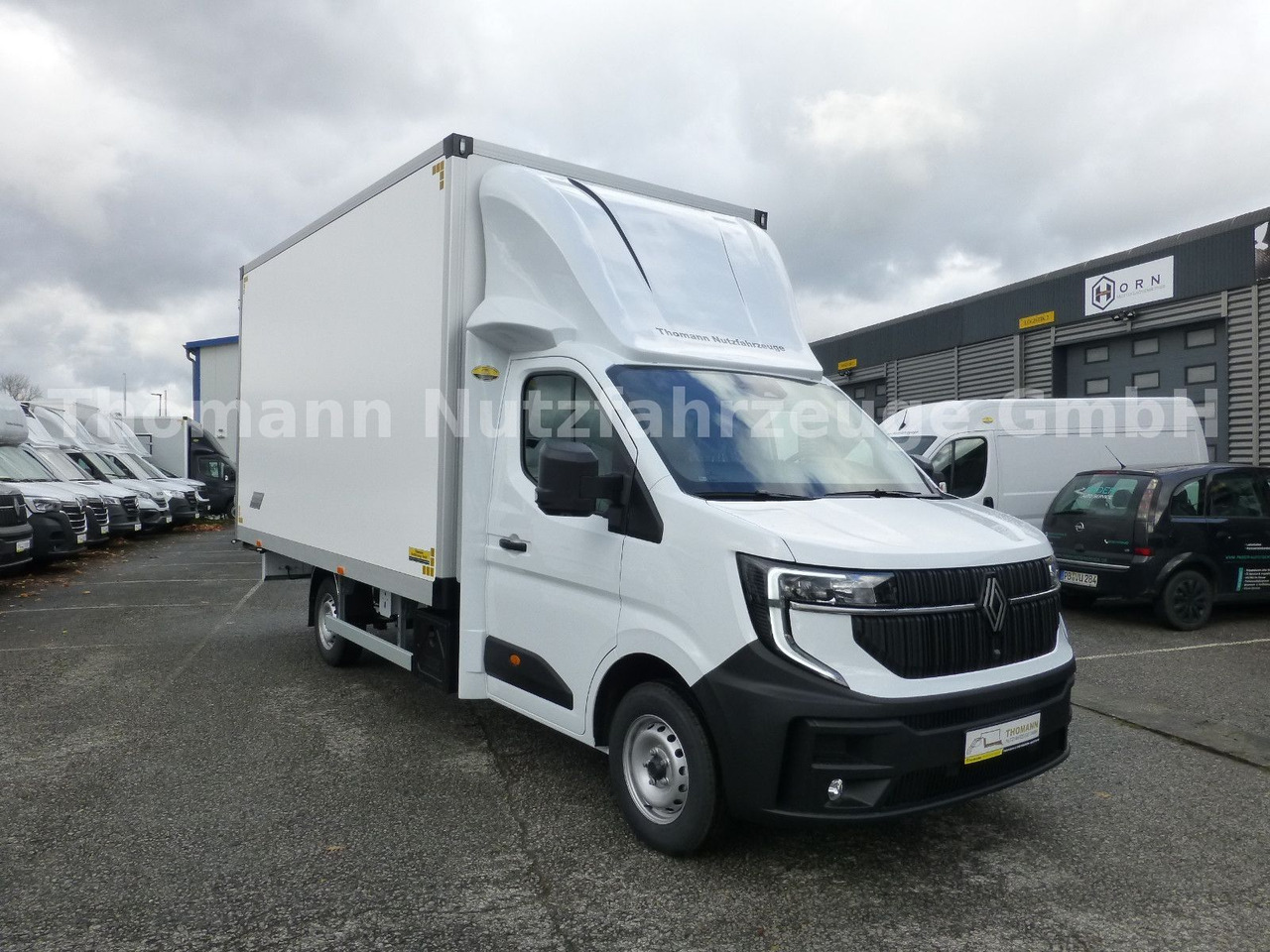 Renault NEW Master 2025 Koffer Türen Möbelkoffer - Varebil med skap: bilde 1 Renault NEW Master 2025 Koffer Türen Möbelkoffer - Varebil med skap: bilde 1