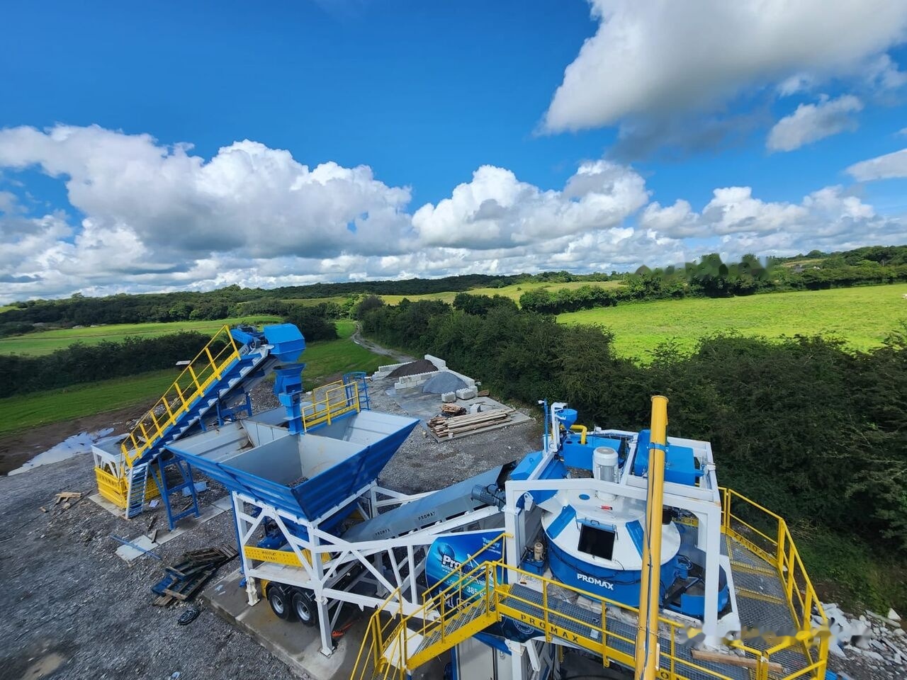 Promax Mobile Concrete Batching Plant PROMAX M60-PLNT (60m³/h) - Sementsilo: bilde 1 Promax Mobile Concrete Batching Plant PROMAX M60-PLNT (60m³/h) - Sementsilo: bilde 1