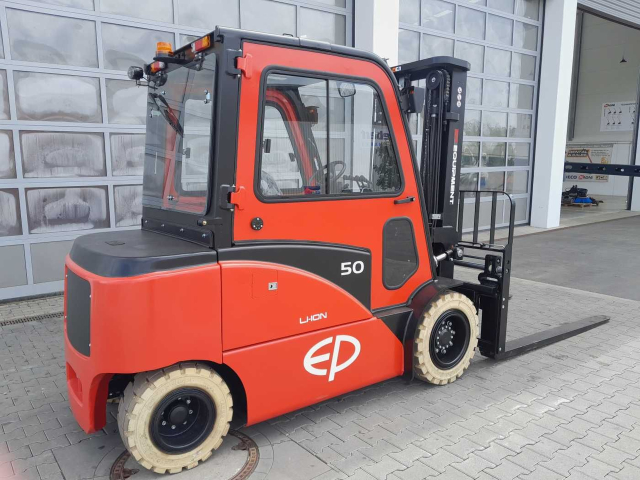 EP Equipment CPD50F8 / 5T / Triplex: 5,00m / ZVG - El-truck: bilde 4 EP Equipment CPD50F8 / 5T / Triplex: 5,00m / ZVG - El-truck: bilde 4