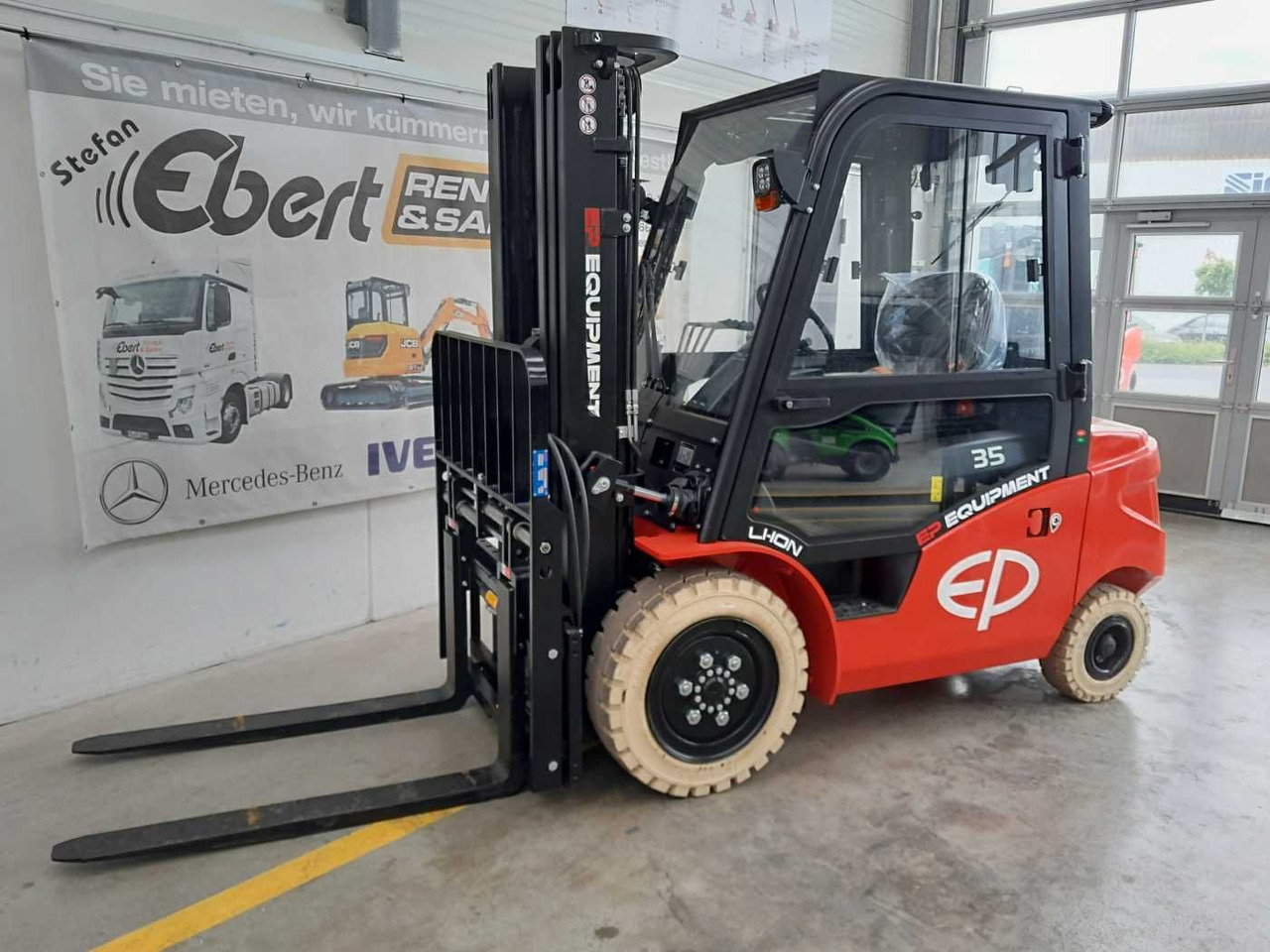 EP Equipment EFL353 / 3,5T / Triplex: 4,80m /ZVG - El-truck: bilde 1 EP Equipment EFL353 / 3,5T / Triplex: 4,80m /ZVG - El-truck: bilde 1
