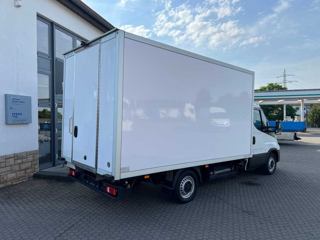 Iveco 35S14 A8 CNG Koffer *3-Sitze*Klima*Automatik* - Kjølebil: bilde 4 Iveco 35S14 A8 CNG Koffer *3-Sitze*Klima*Automatik* - Kjølebil: bilde 4