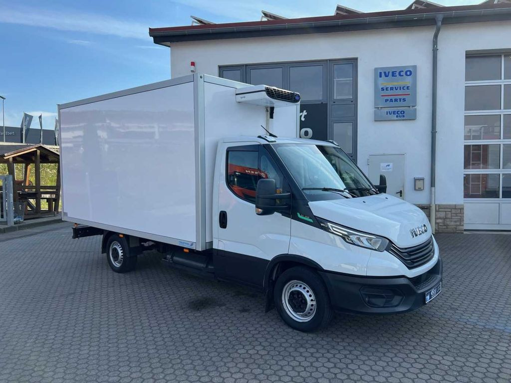 Iveco 35S14 A8 CNG Koffer *3-Sitze*Klima*Automatik* - Kjølebil: bilde 2 Iveco 35S14 A8 CNG Koffer *3-Sitze*Klima*Automatik* - Kjølebil: bilde 2