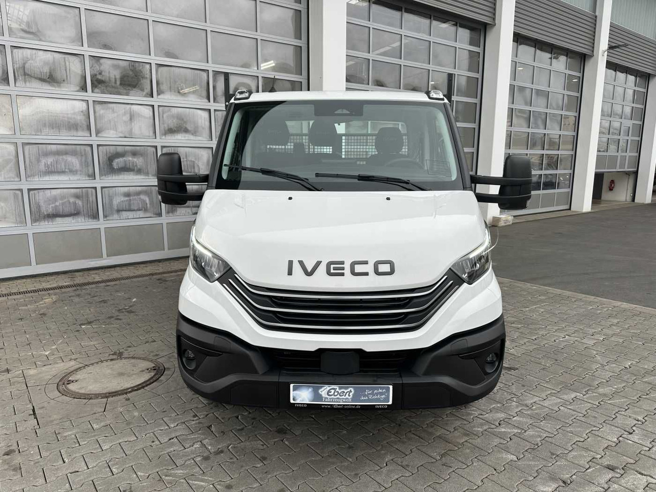 Iveco 70C18H 3-S.-Kipper Meiller *R3.450mm*2xAHK* - Varebil med tipp: bilde 2 Iveco 70C18H 3-S.-Kipper Meiller *R3.450mm*2xAHK* - Varebil med tipp: bilde 2