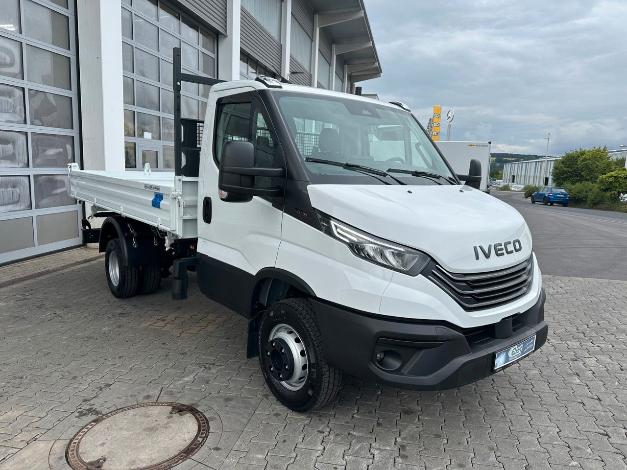 Iveco 70C18H 3-S.-Kipper Meiller *R3.450mm*2xAHK* - Varebil med tipp: bilde 3 Iveco 70C18H 3-S.-Kipper Meiller *R3.450mm*2xAHK* - Varebil med tipp: bilde 3
