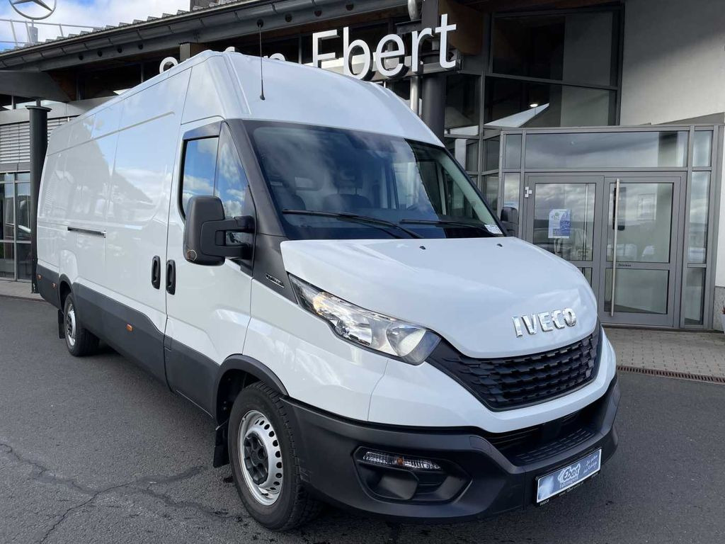 Iveco Daily 35 S 16 A8 V *Klima*Automatik*L4.100mm* - Kassebil: bilde 1 Iveco Daily 35 S 16 A8 V *Klima*Automatik*L4.100mm* - Kassebil: bilde 1