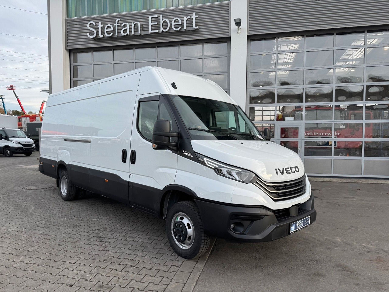 Iveco Daily 35C21 HA8 *R4.100mm*AHK*LED*Automatik* - Kassebil: bilde 1 Iveco Daily 35C21 HA8 *R4.100mm*AHK*LED*Automatik* - Kassebil: bilde 1