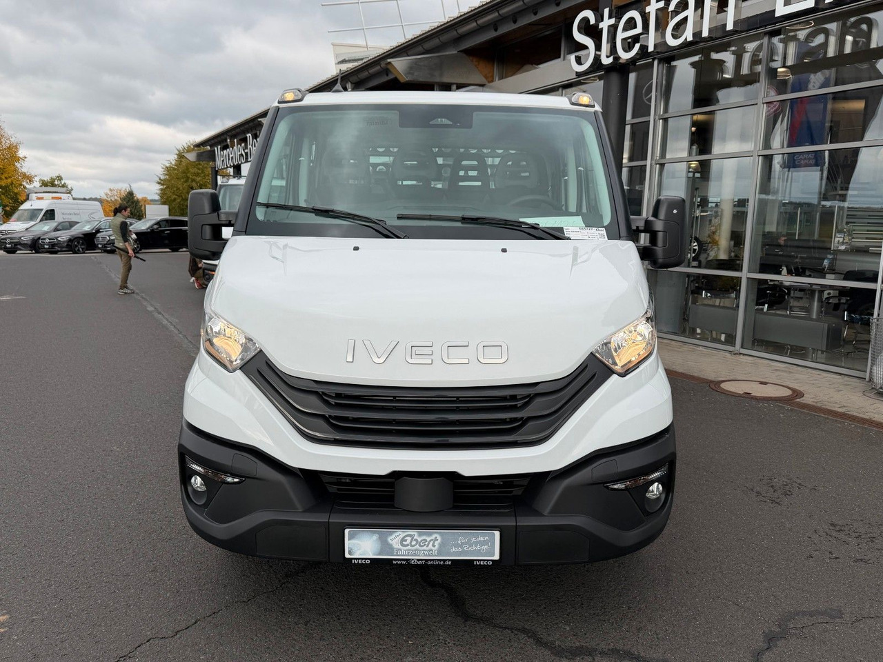 Iveco Daily 35S16 A8 *R.3450mm*Automatik*AHK*7-Sitze* - Varebil med tipp, Varebil med dobbelt førerhus: bilde 2 Iveco Daily 35S16 A8 *R.3450mm*Automatik*AHK*7-Sitze* - Varebil med tipp, Varebil med dobbelt førerhus: bilde 2