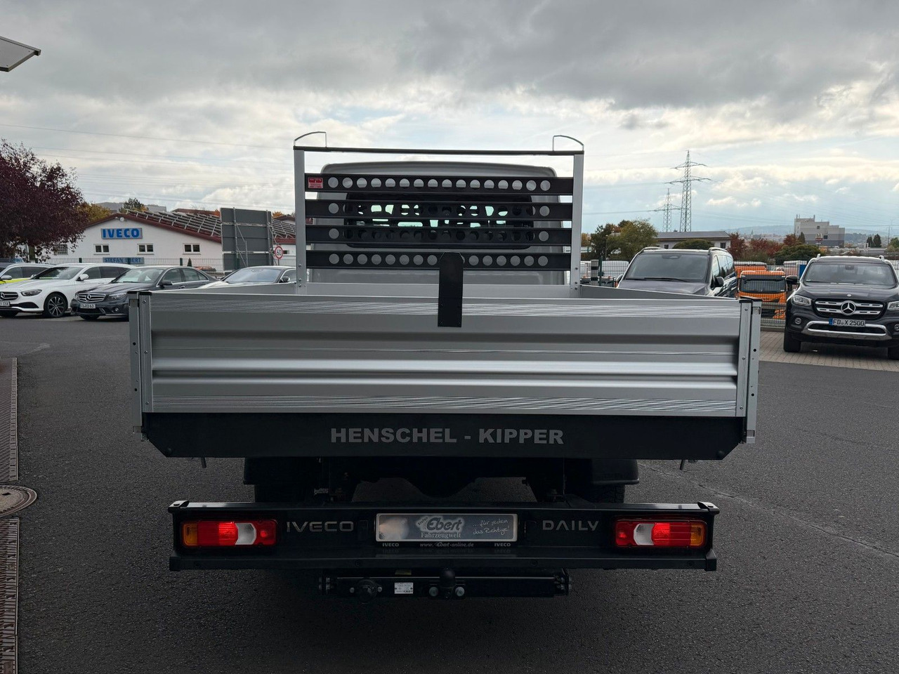 Iveco Daily 35S16 A8 *R.3450mm*Automatik*AHK*7-Sitze* - Varebil med tipp, Varebil med dobbelt førerhus: bilde 5 Iveco Daily 35S16 A8 *R.3450mm*Automatik*AHK*7-Sitze* - Varebil med tipp, Varebil med dobbelt førerhus: bilde 5