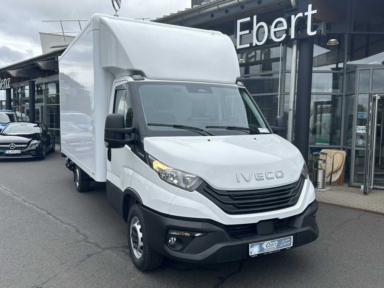 Iveco Daily 35S16 HA8/P Koffer *R4.100mm* LBW*Luft* - Varebil med skap: bilde 2 Iveco Daily 35S16 HA8/P Koffer *R4.100mm* LBW*Luft* - Varebil med skap: bilde 2