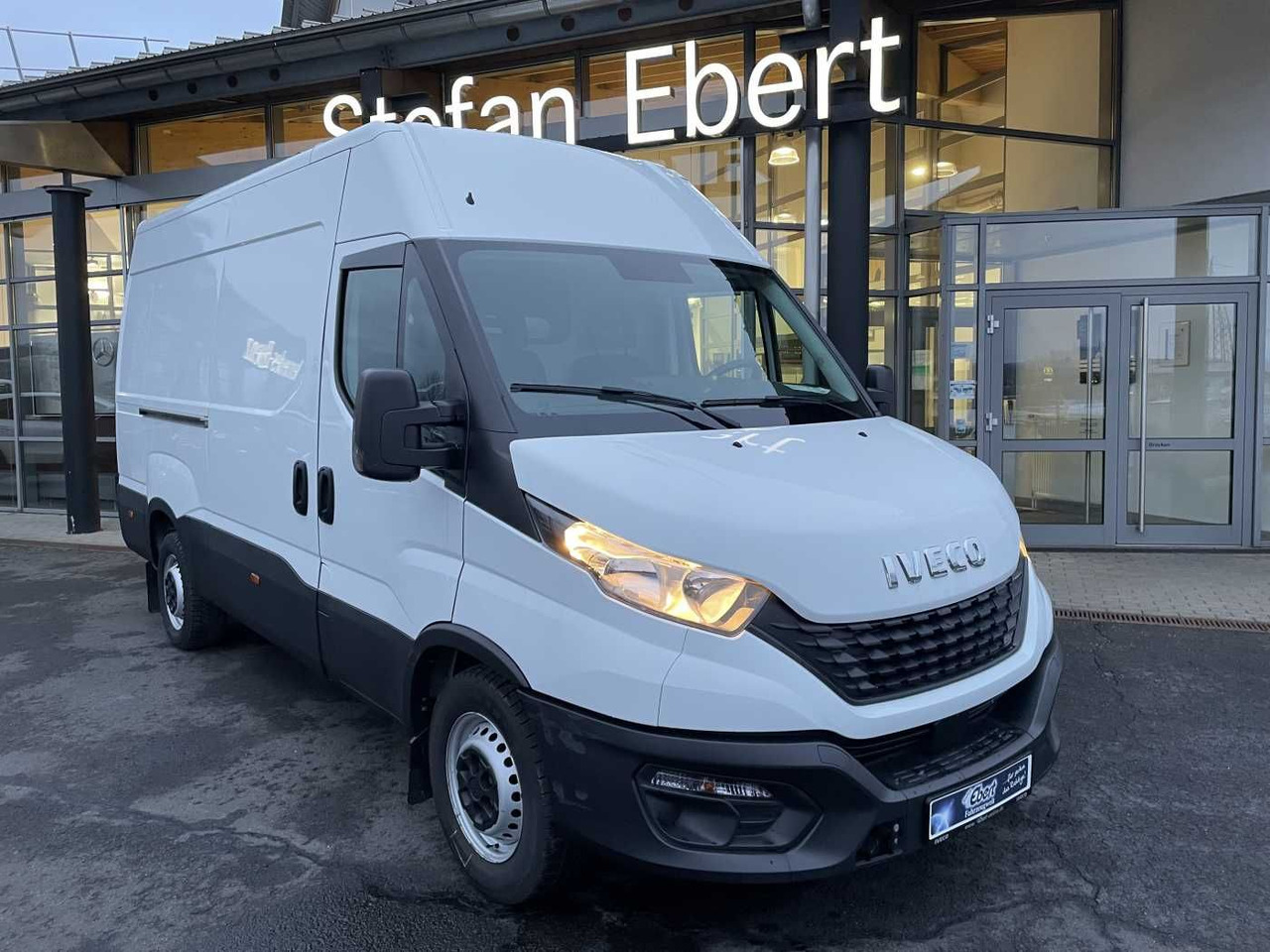 Iveco Daily 35S16 *Klima*L3.520mm* - Kassebil: bilde 1 Iveco Daily 35S16 *Klima*L3.520mm* - Kassebil: bilde 1